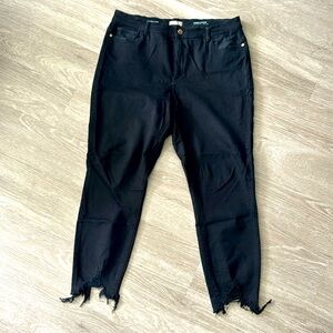 Black Marianna Hewitt Farrow Cropped high rise jean